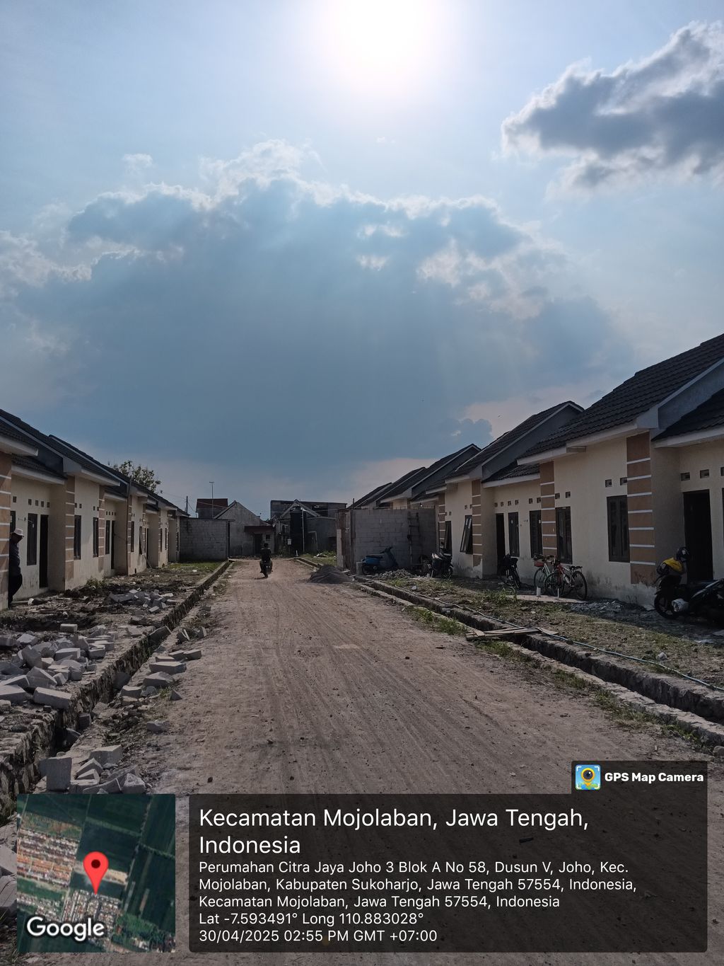 foto posisi tengah perumahan CITRA JAYA JOHO 6
