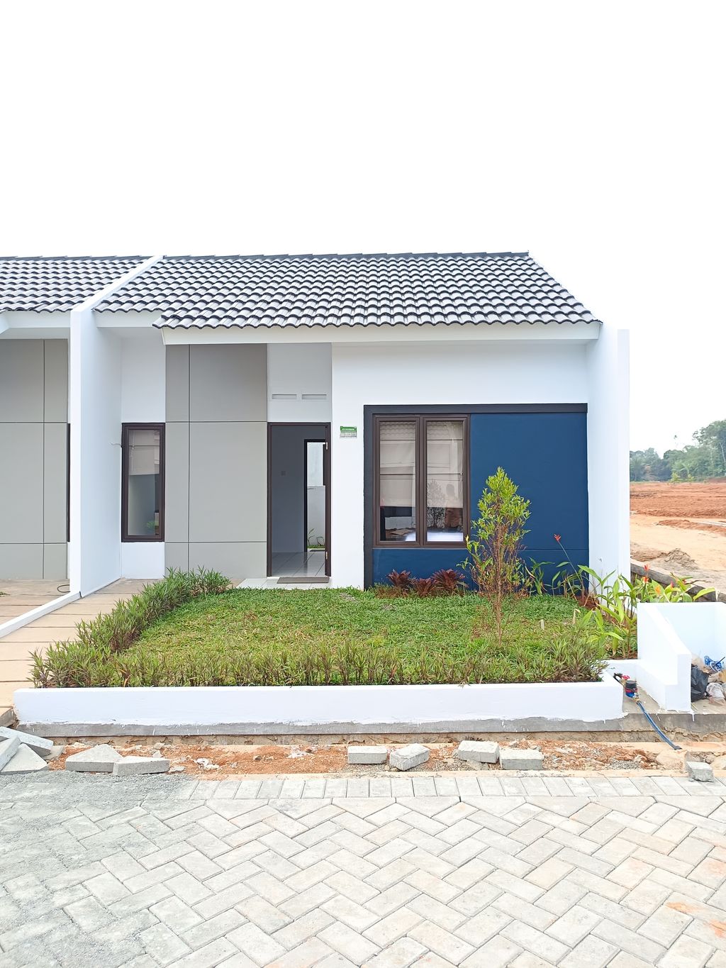 foto contoh rumah perumahan PERMATA MUTIARA MAJA - CLUSTER BERYL
