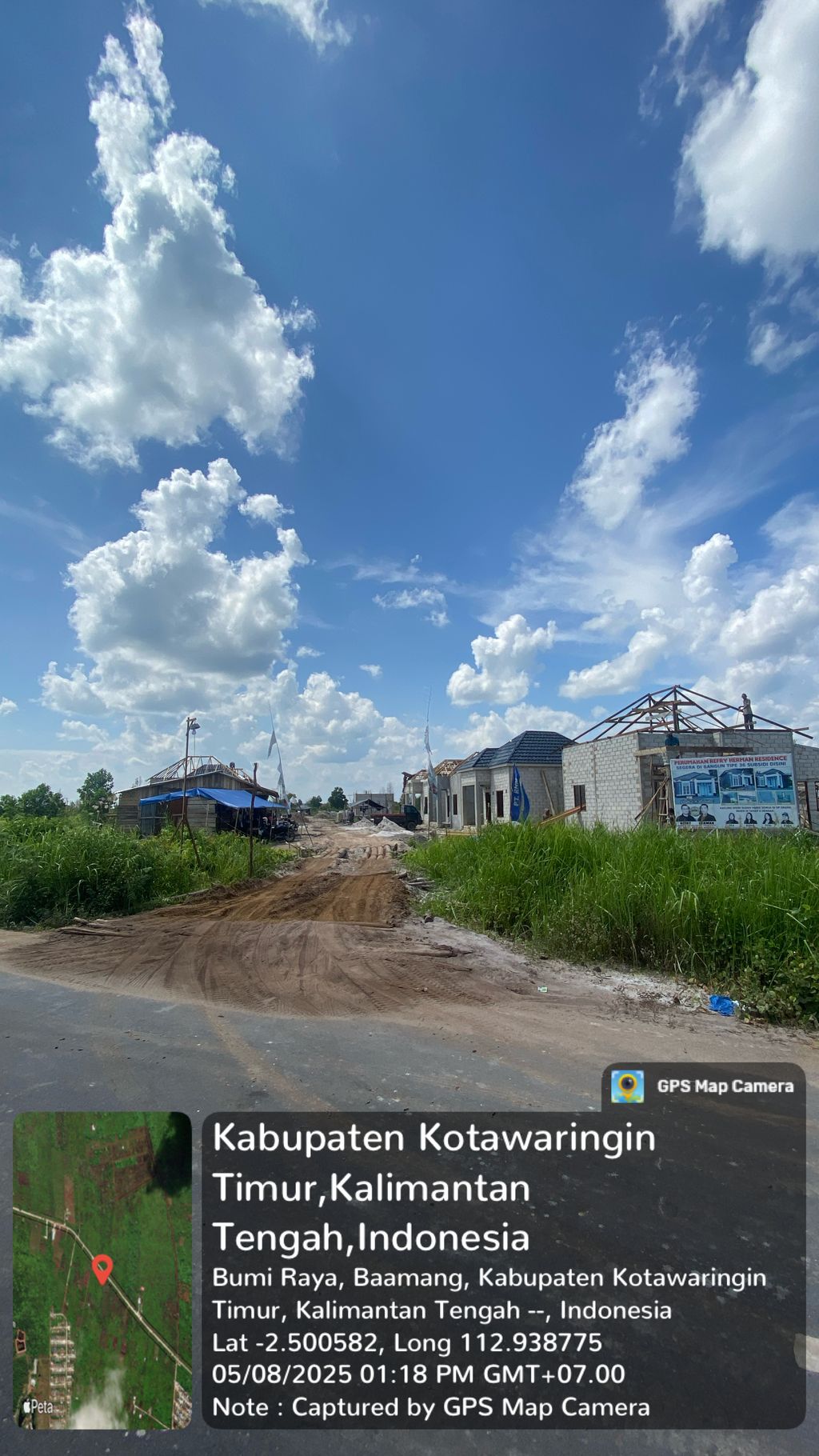 foto gerbang perumahan REFRY HERMAN RESIDENCE
