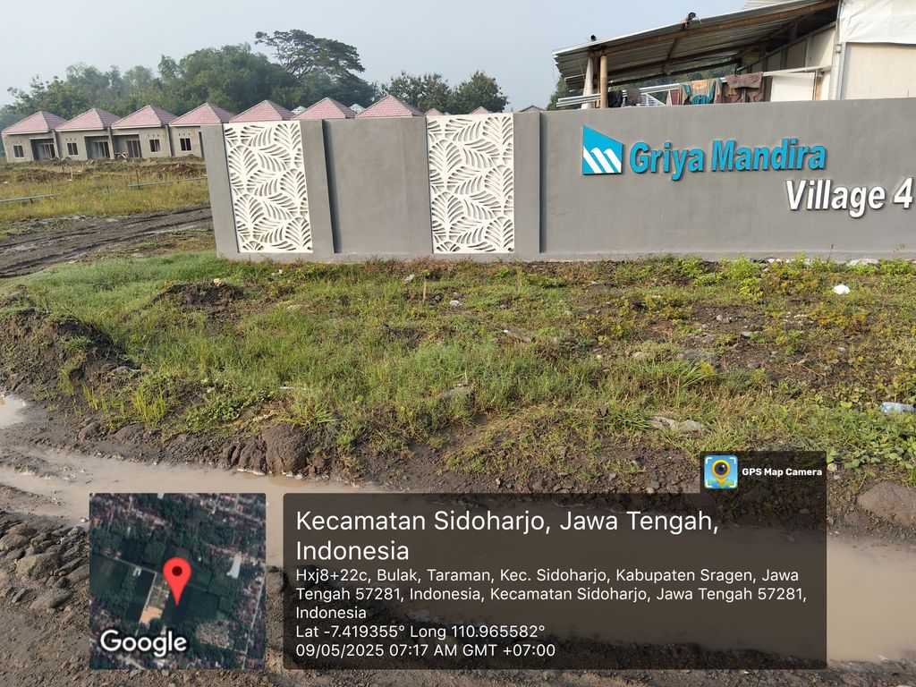 foto gerbang perumahan GRIYA MANDIRA VILLAGE 4