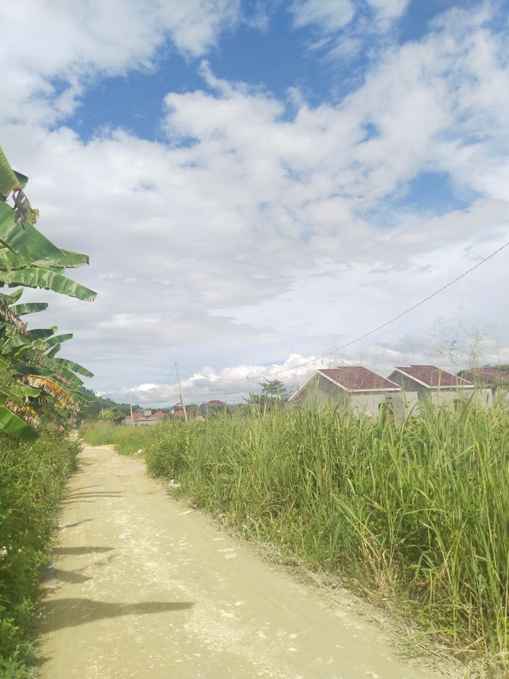 foto posisi tengah perumahan PERMATA INDAH 3 TAHAP 4