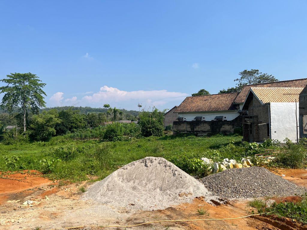 foto posisi tengah perumahan Astana Ganesa