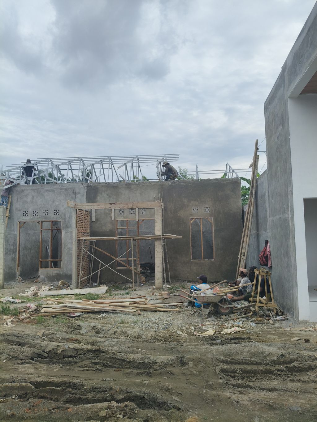 foto contoh rumah perumahan TURI MAS REGENCY