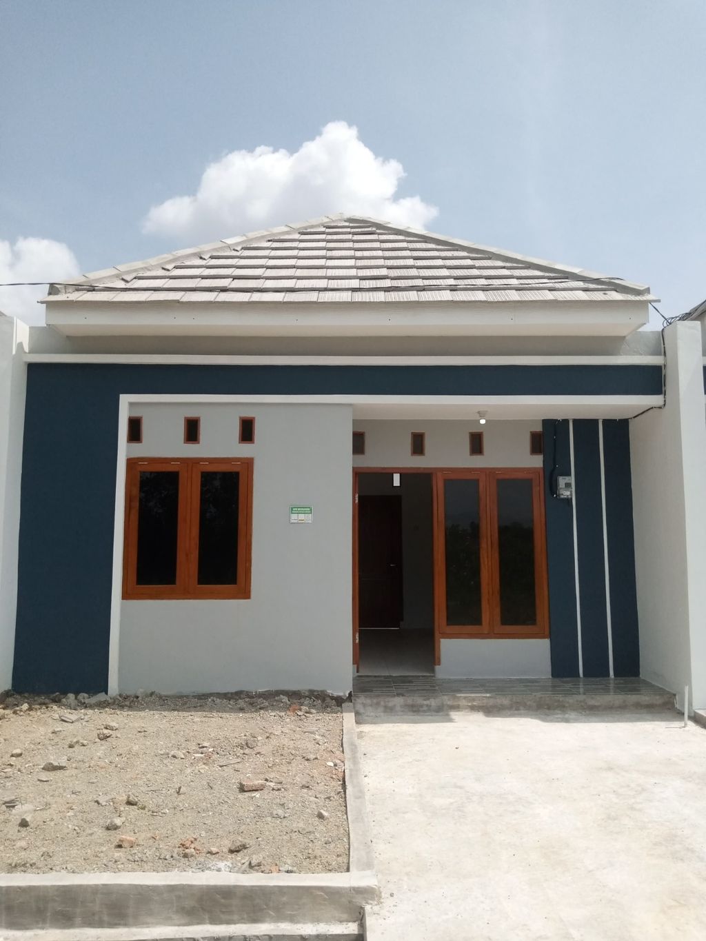 foto tampak rumah tipe 32 perumahan GRIYA MANDIRA VILLAGE 4