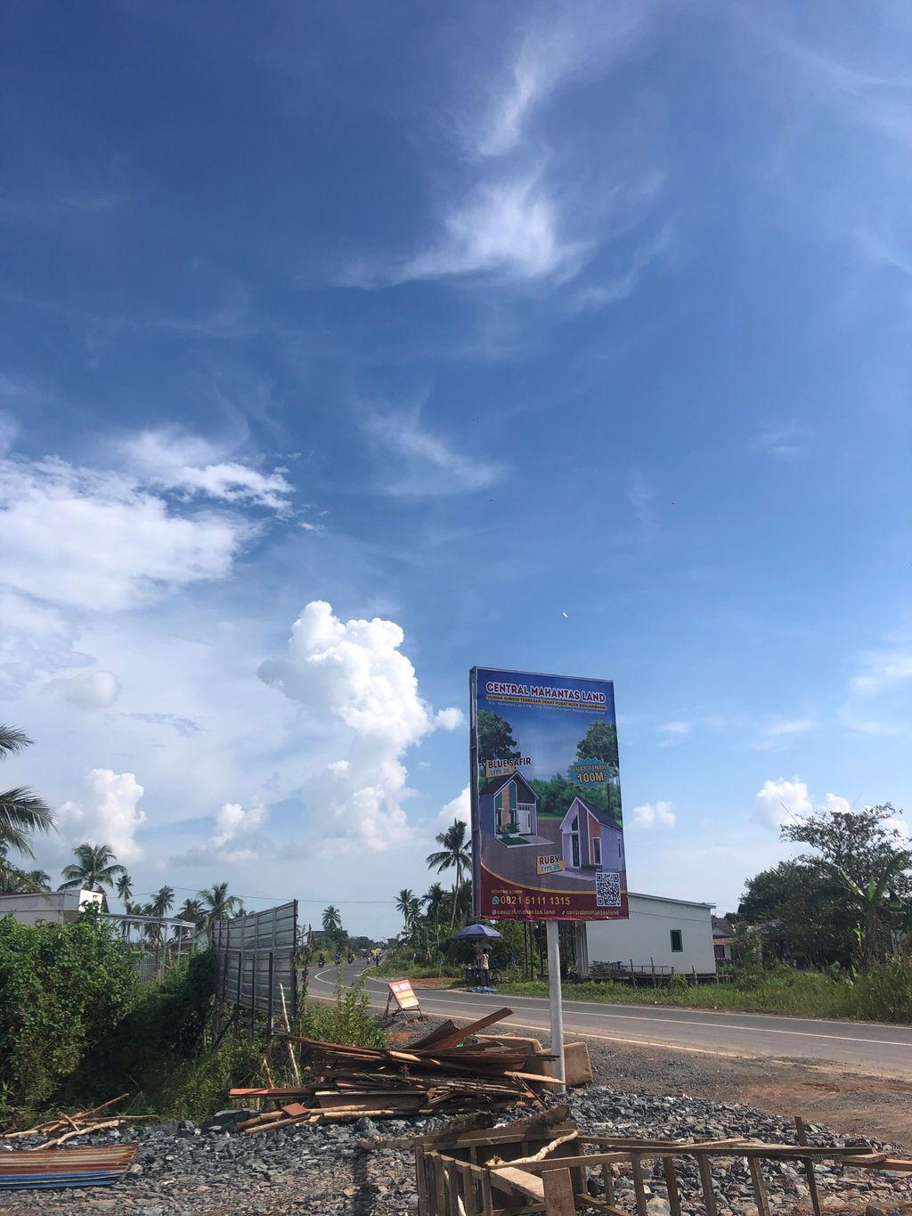 foto gerbang perumahan Centra Mahantas Land Shirka