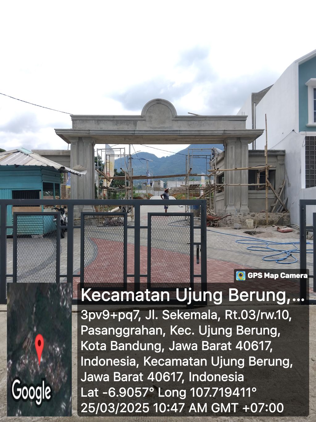 foto gerbang perumahan INA HOUSING 5
