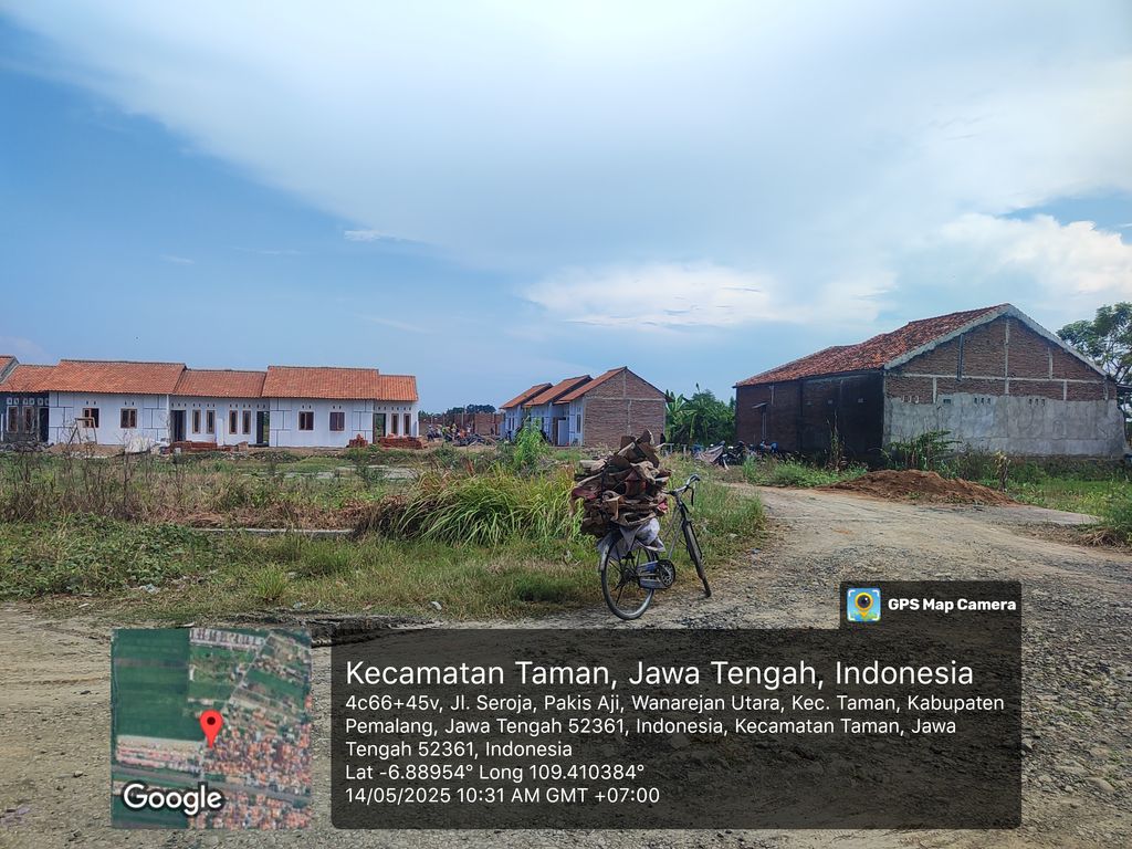 foto gerbang perumahan GRIYA OASE 9