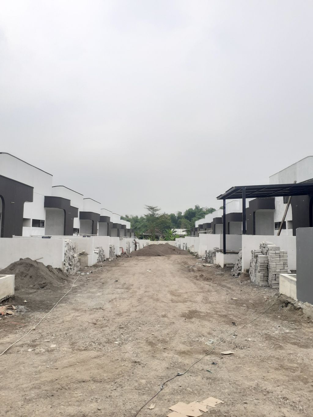foto posisi tengah perumahan EMRAN RESIDENCE I