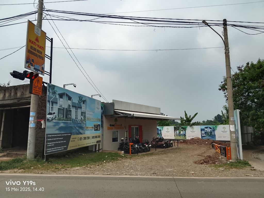 foto gerbang perumahan Grand Harmoni 1 Tigaraksa