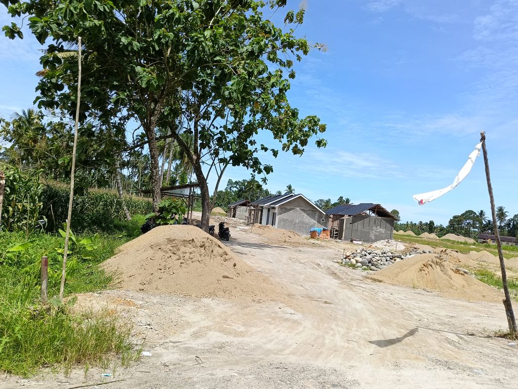 foto gerbang perumahan Pesona Premier