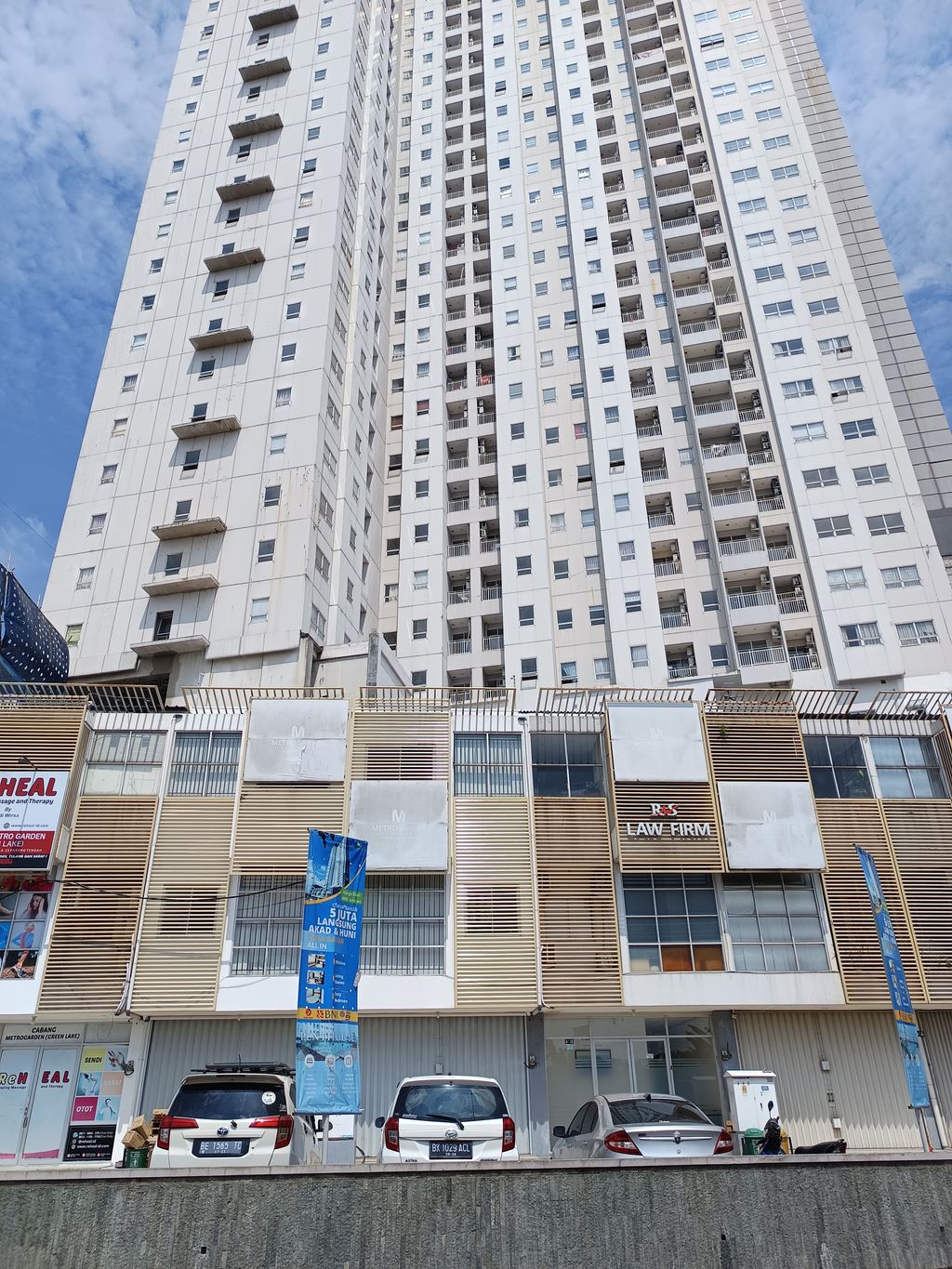 foto contoh rumah perumahan Metro Garden Apartment