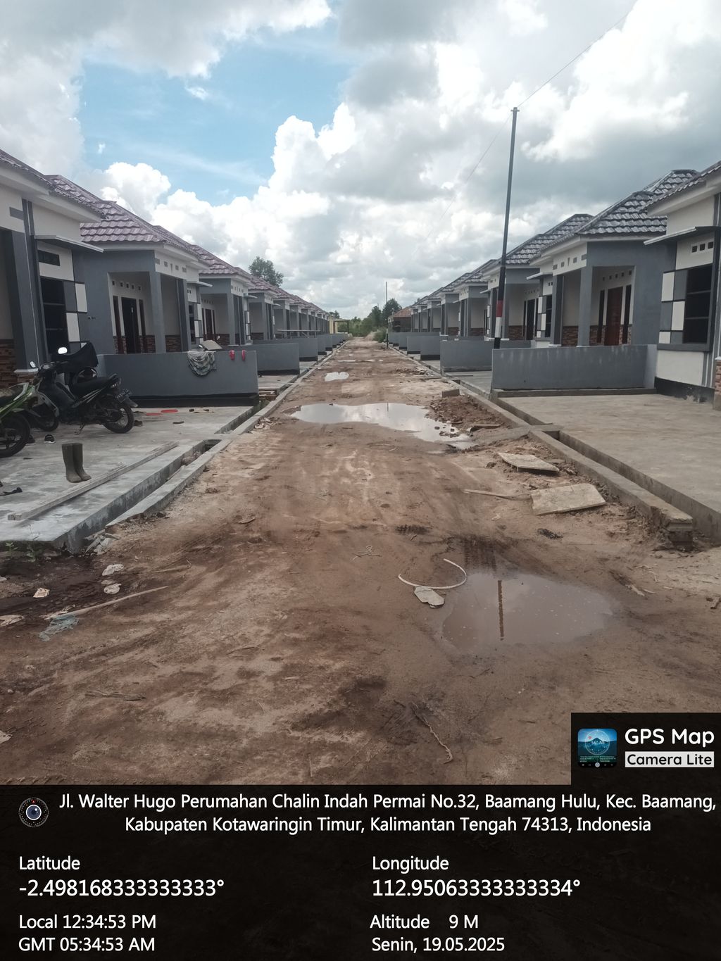 foto gerbang perumahan CHALIN INDAH PERMAI XII