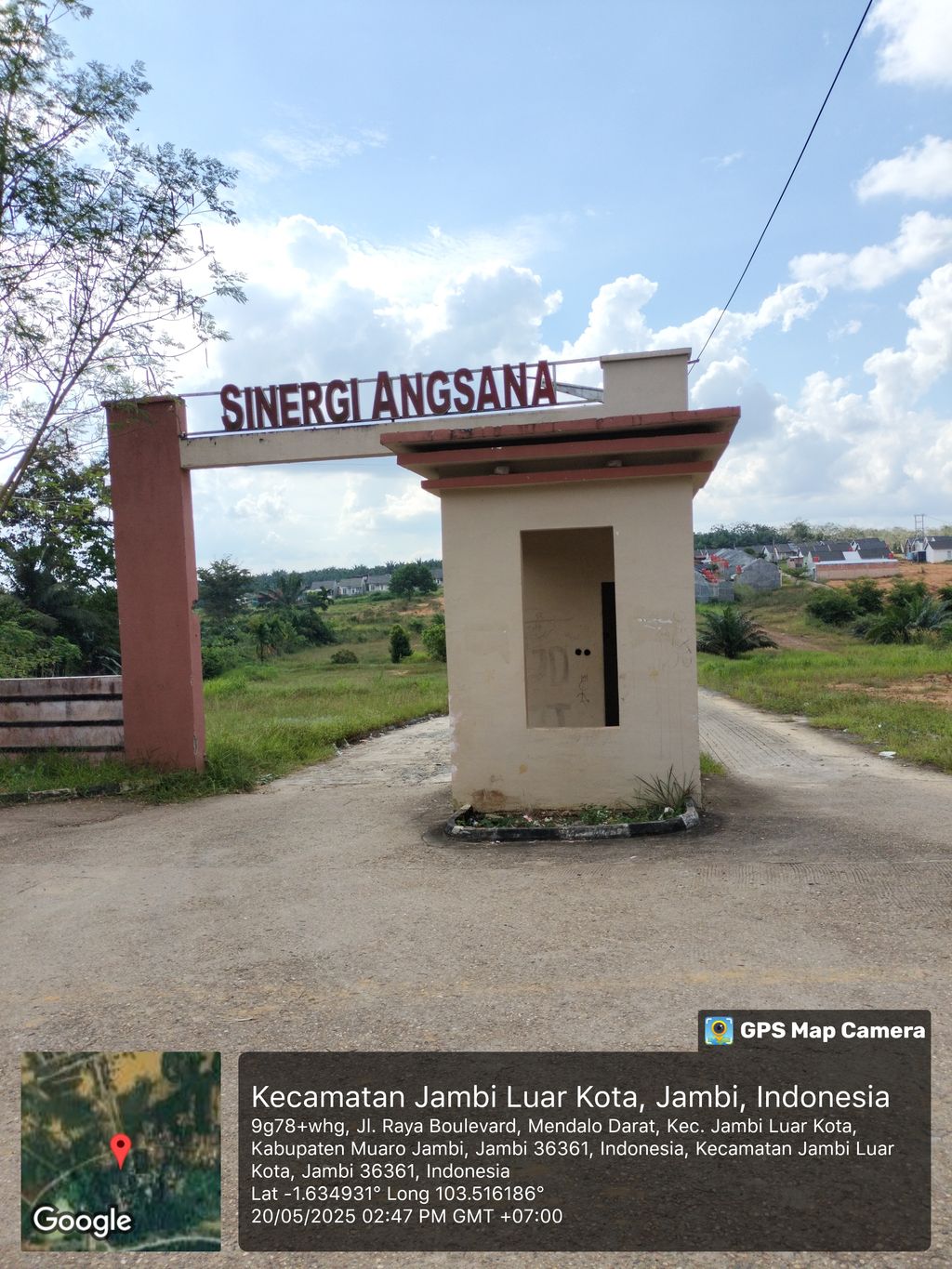 foto gerbang perumahan SINERGI ANGSANA FRESSIA