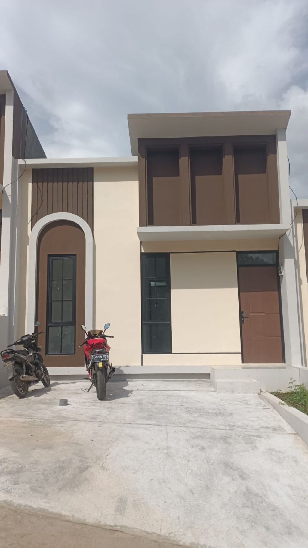 foto tampak rumah tipe 36 1 Lantai Landed (402) perumahan G-Land Padalarang Valley