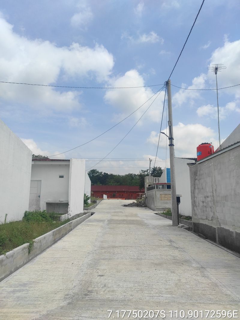 foto posisi tengah perumahan asteria town village