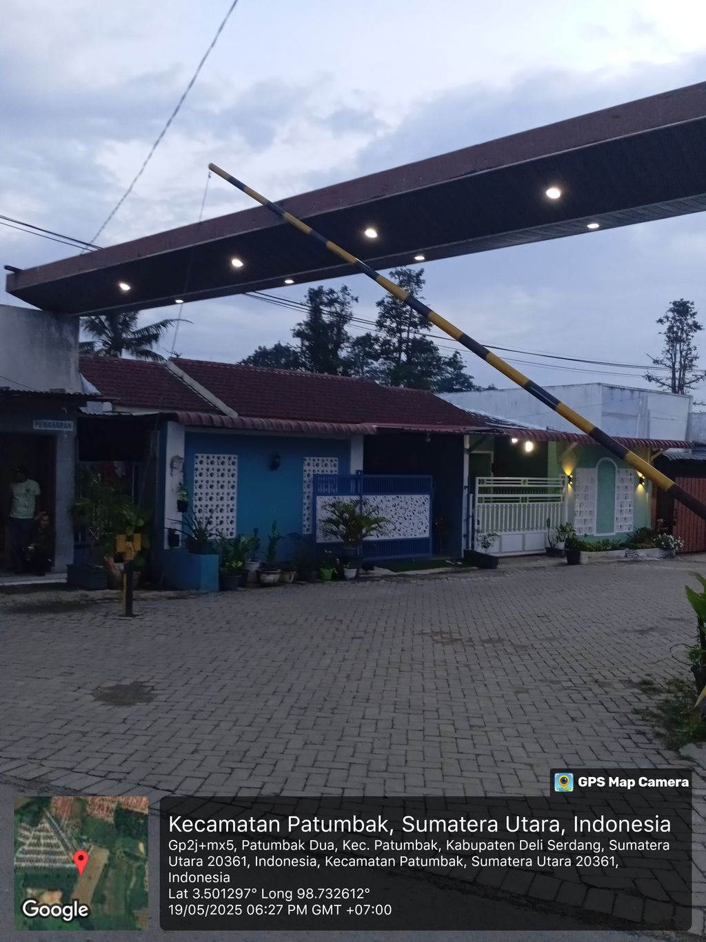 foto gerbang perumahan TAMORA RESIDENCE BLOK H