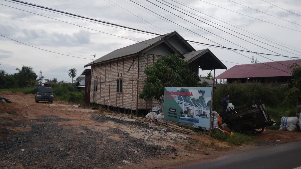 foto gerbang perumahan PONDOK MARINA BERANGAS