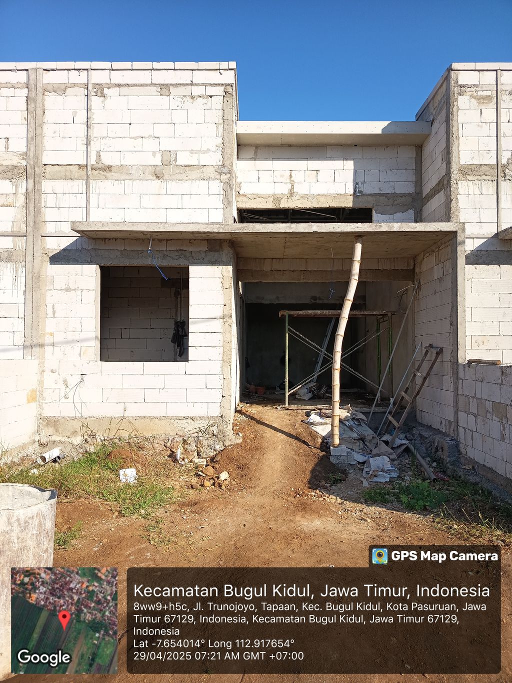foto tampak rumah tipe 30 perumahan ASRAYA Residence