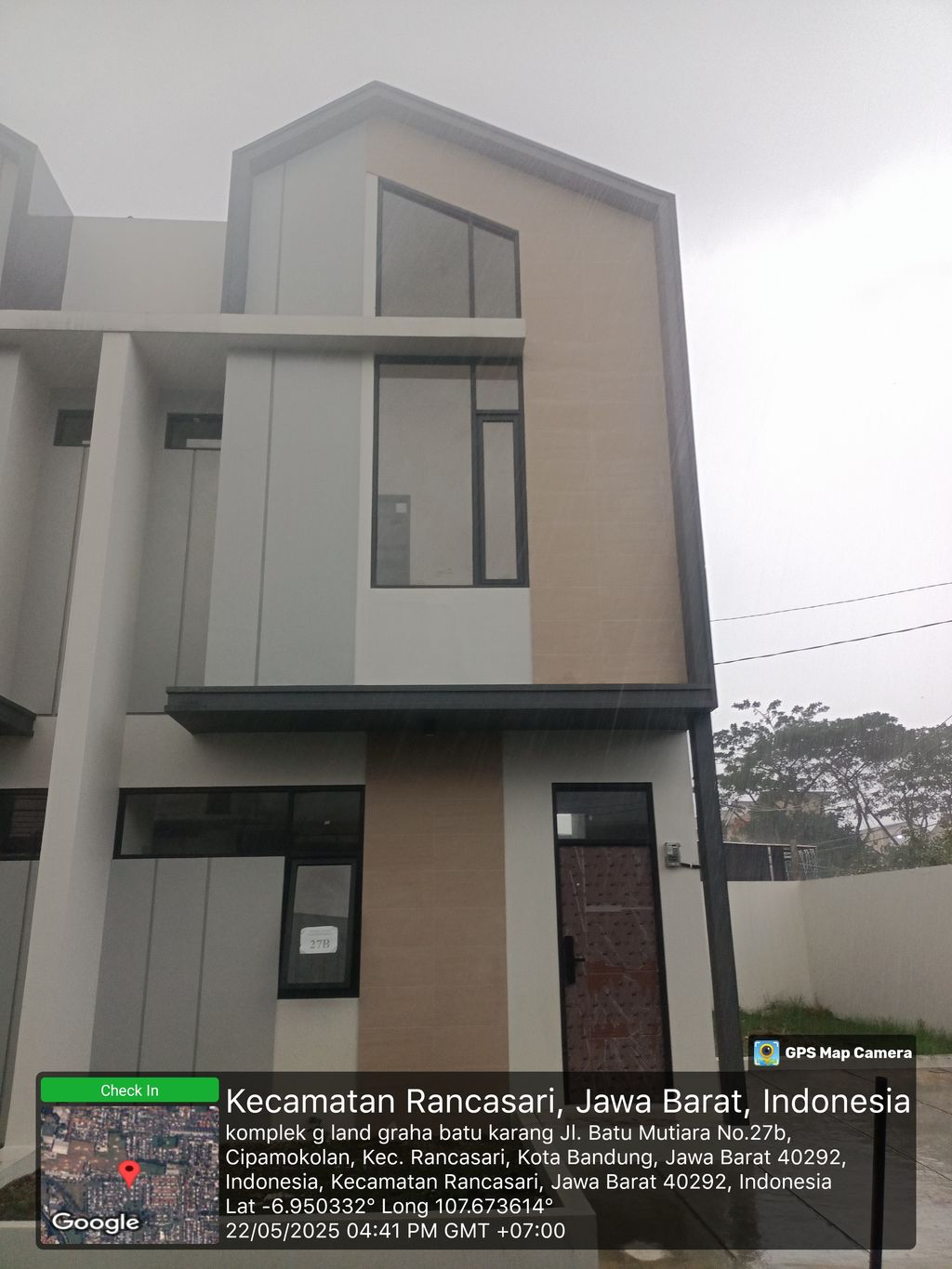 foto tampak rumah tipe 50 Compact (3 kamar) (840) perumahan Graha Batu Karang (Violin)