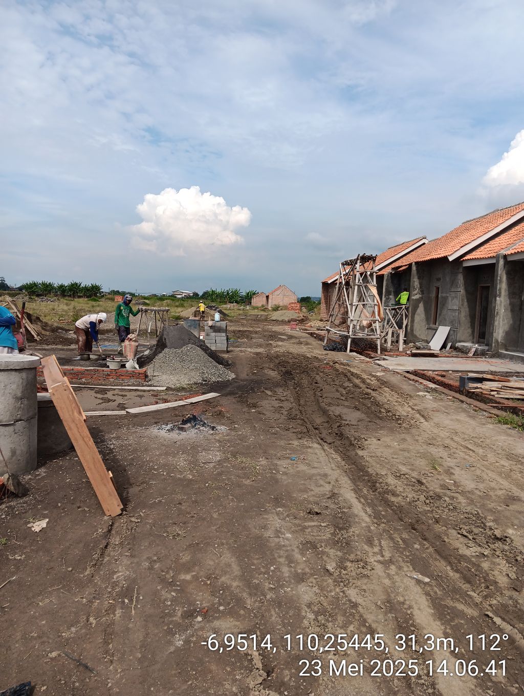 foto posisi tengah perumahan PERUMAHAN SYLVIA REGENCY 2