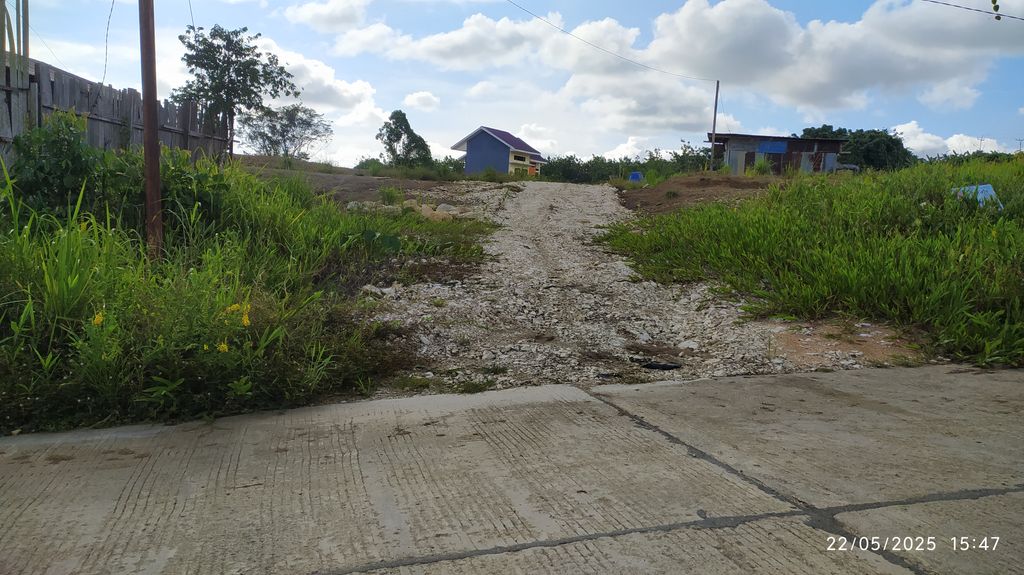 foto gerbang perumahan BUKIT KHATULISTIWA AIMAS