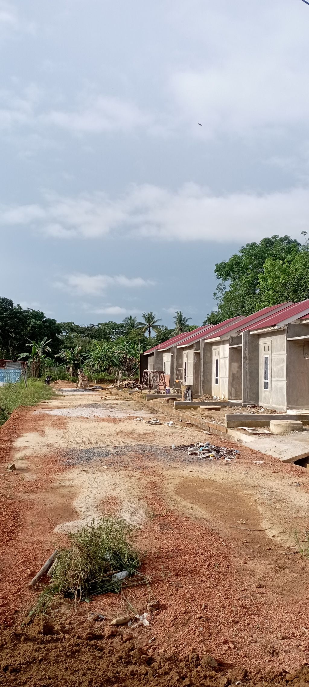 foto gerbang perumahan GRIYALOKA ASRI