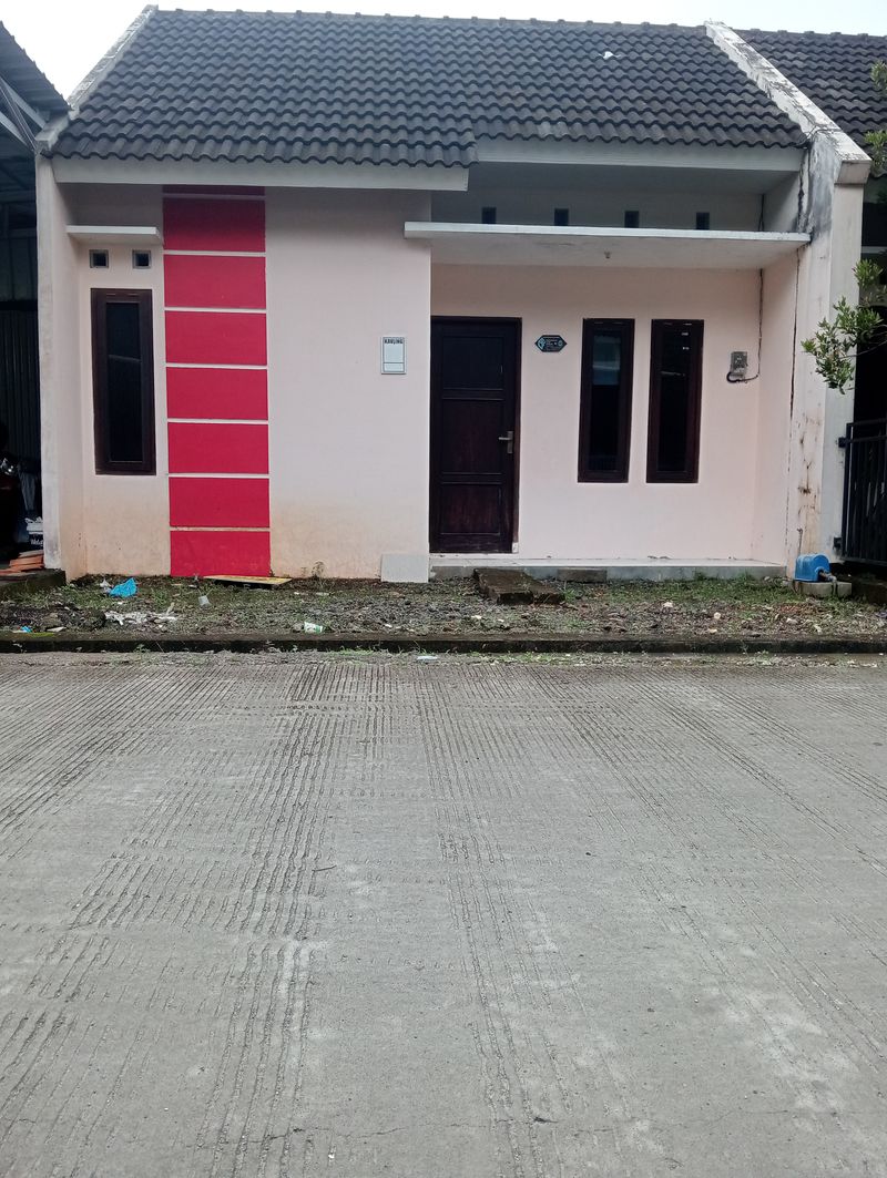 foto contoh rumah perumahan DEWI SINTA RESIDENCE