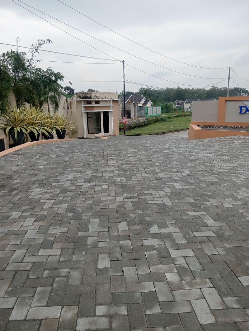 foto gerbang perumahan DEWI SINTA RESIDENCE