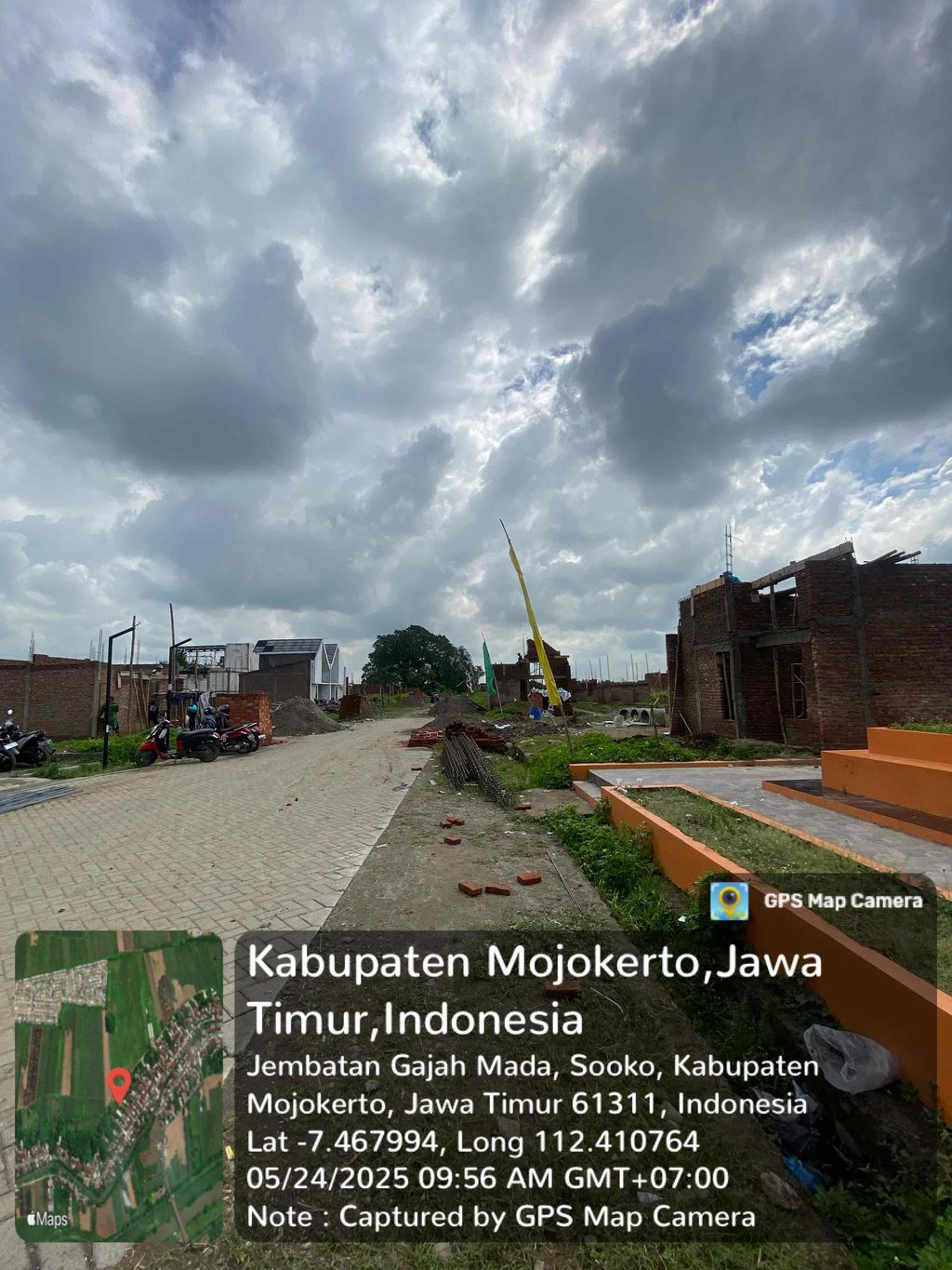 foto posisi tengah perumahan GARDEN MANSION