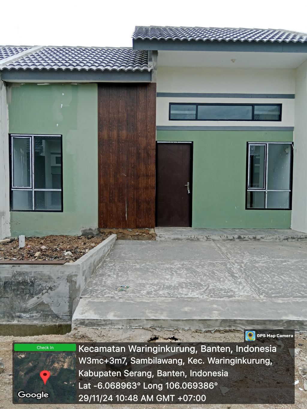 foto tampak rumah tipe 30/60 perumahan Puri Sava Waringinkurung Tahap 3
