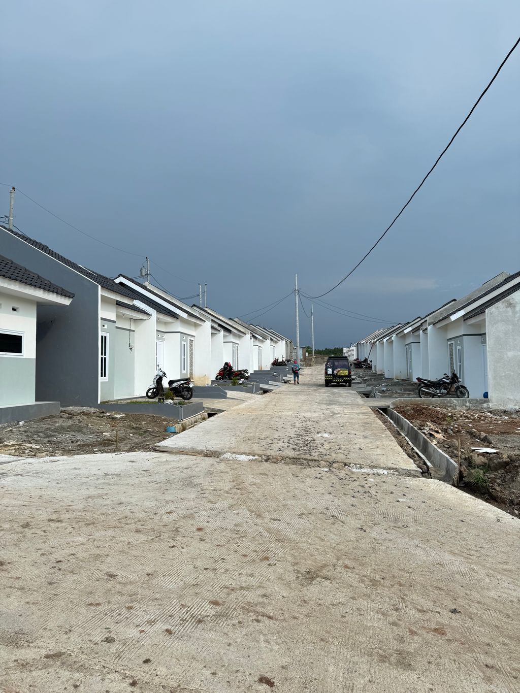 foto gerbang perumahan GREEN PESONA ABADI 5