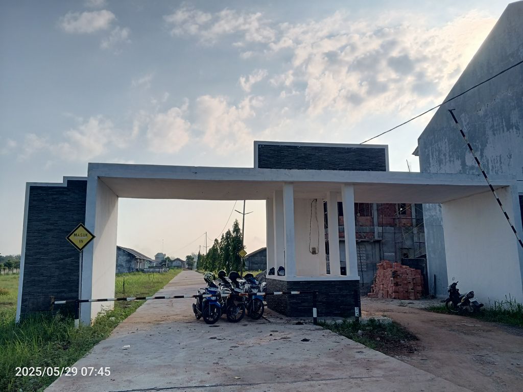 foto gerbang perumahan Perumahan D'Selaya Residence