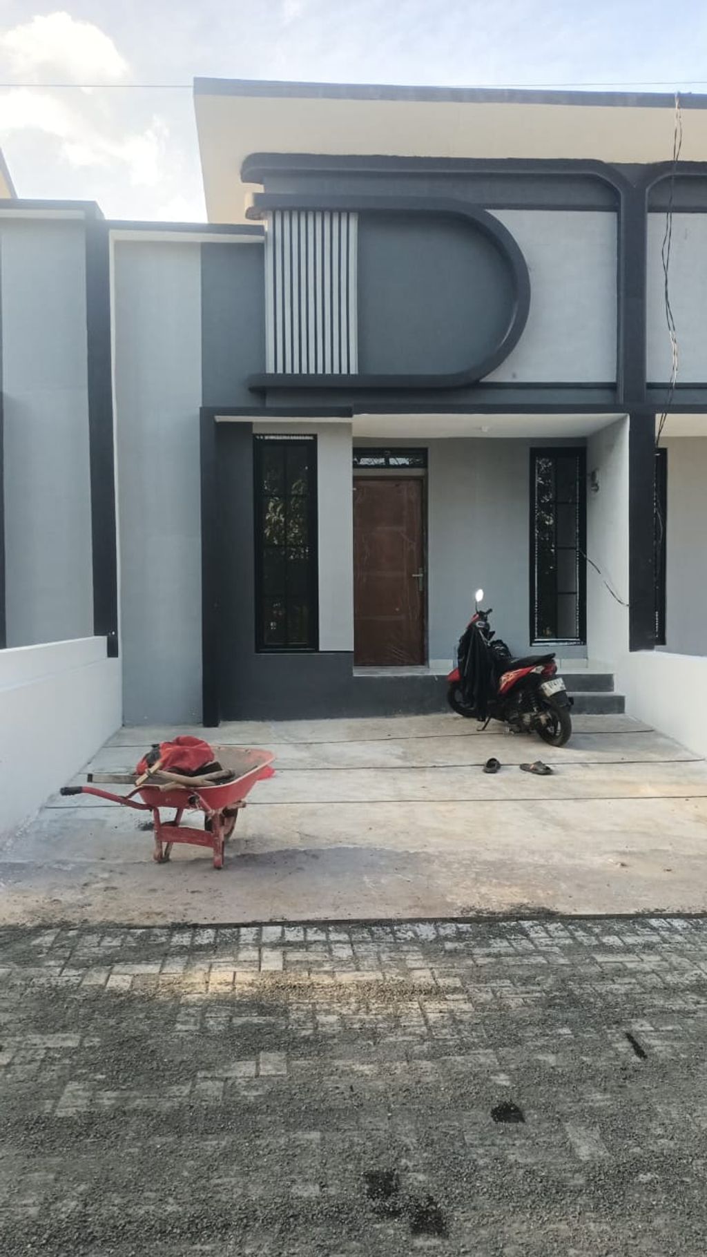 foto tampak rumah tipe 30 1 Lantai Landed (339) perumahan G-Land Padalarang Valley