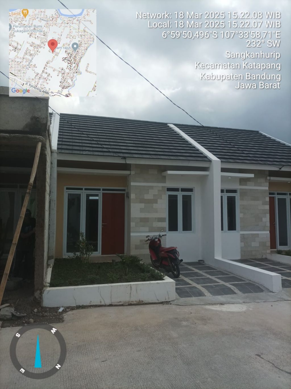 foto tampak rumah tipe K1 NO 10 perumahan TEDUH KATAPANG