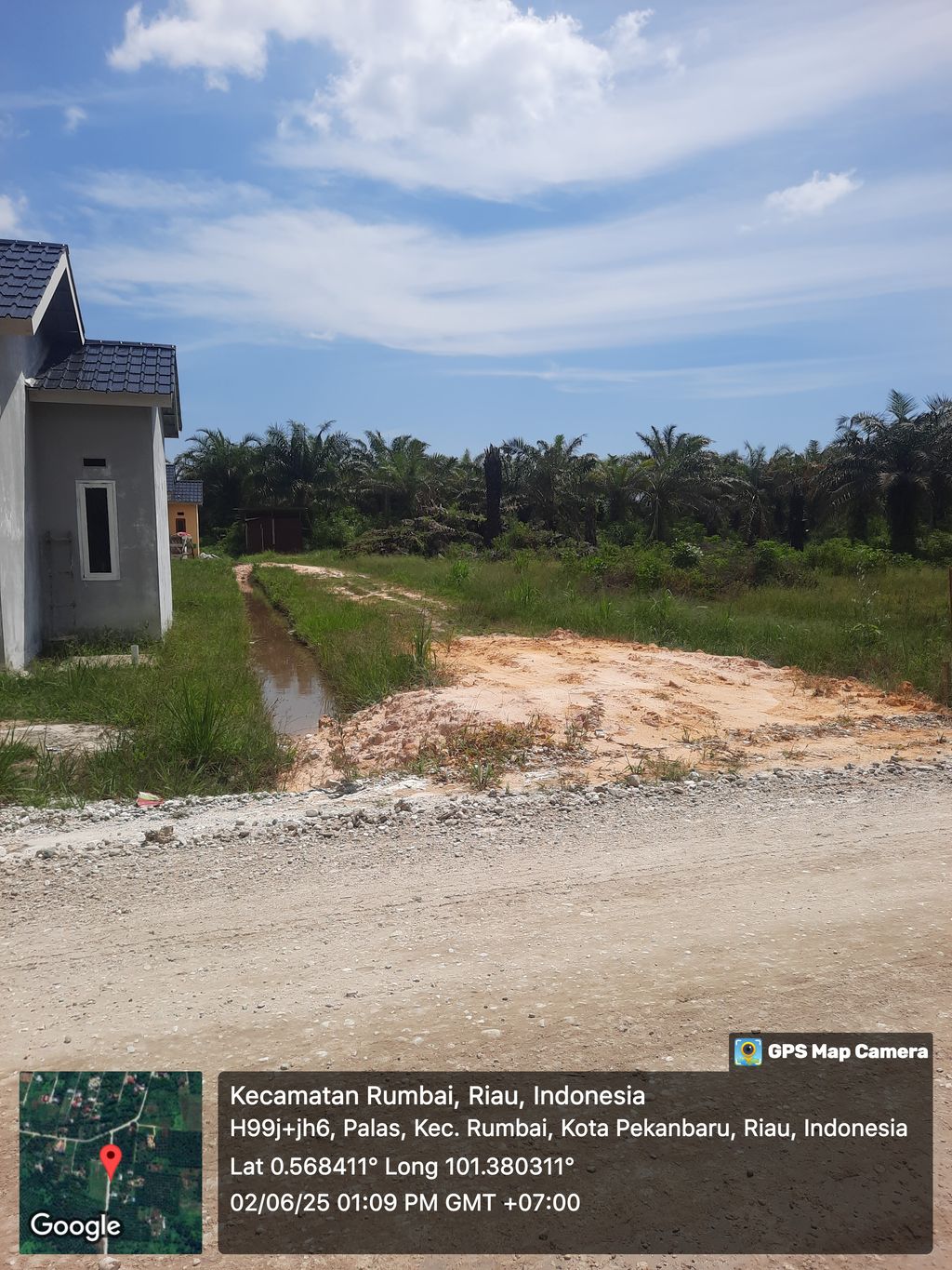 foto posisi tengah perumahan Matahari Regency