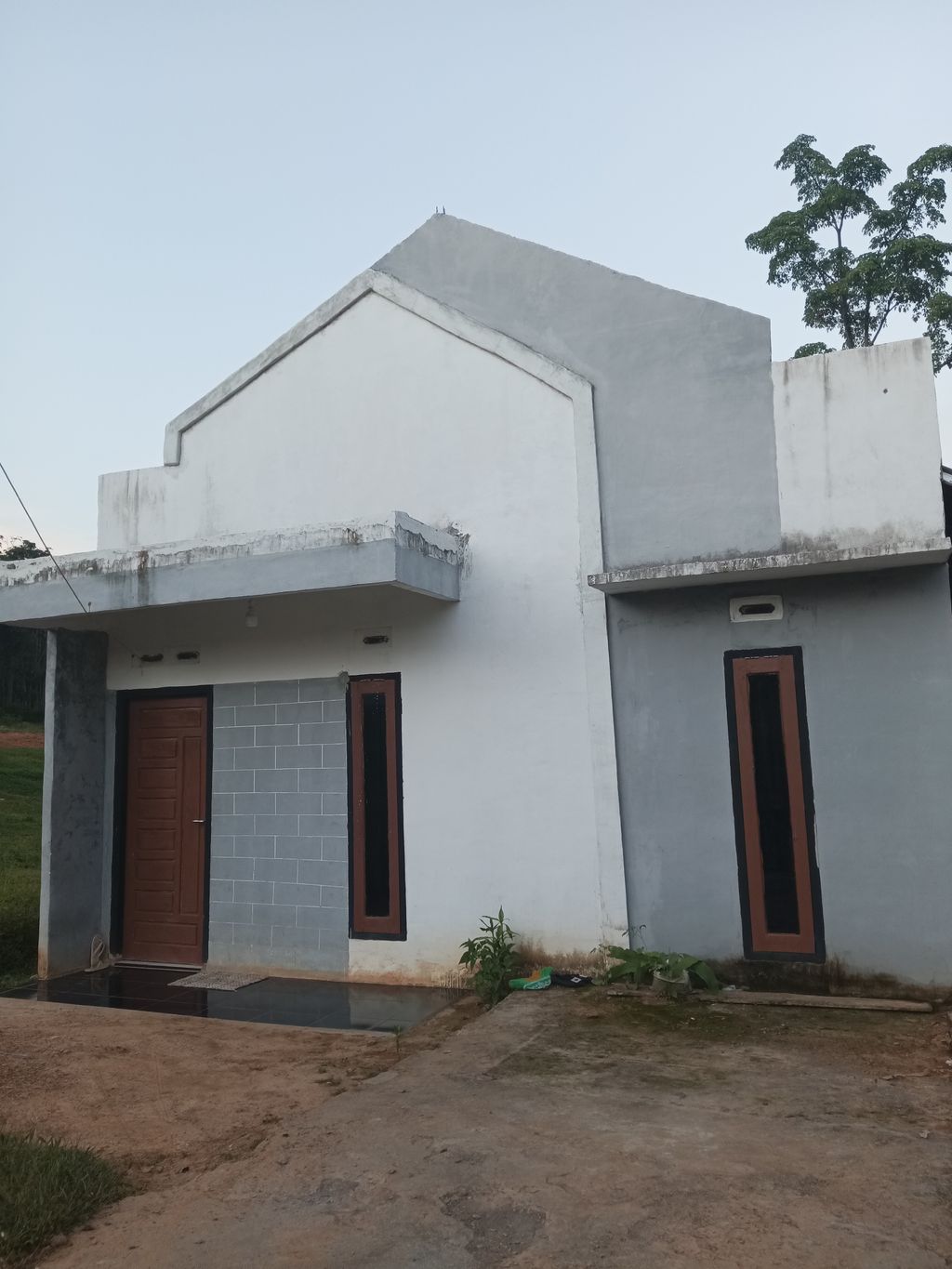 foto tampak rumah tipe 36/108 perumahan TALANG BARU RESIDENCE