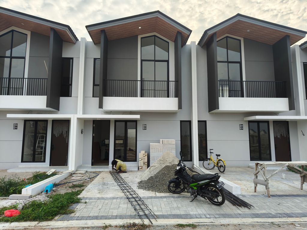 foto contoh rumah perumahan IMPERIAL SPRING