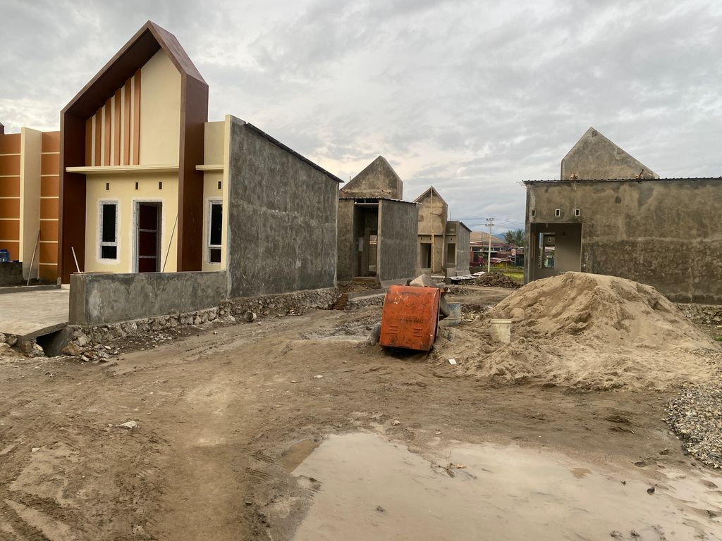 foto posisi tengah perumahan BINA RESIDENCE PERMAI GATOT SUBROTO