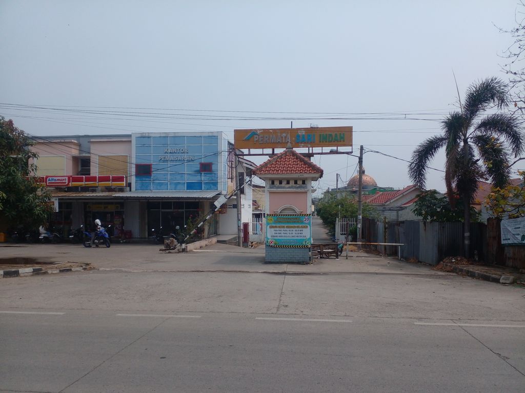 foto tampak rumah tipe RUKO 120/60 perumahan Permata Sari Indah