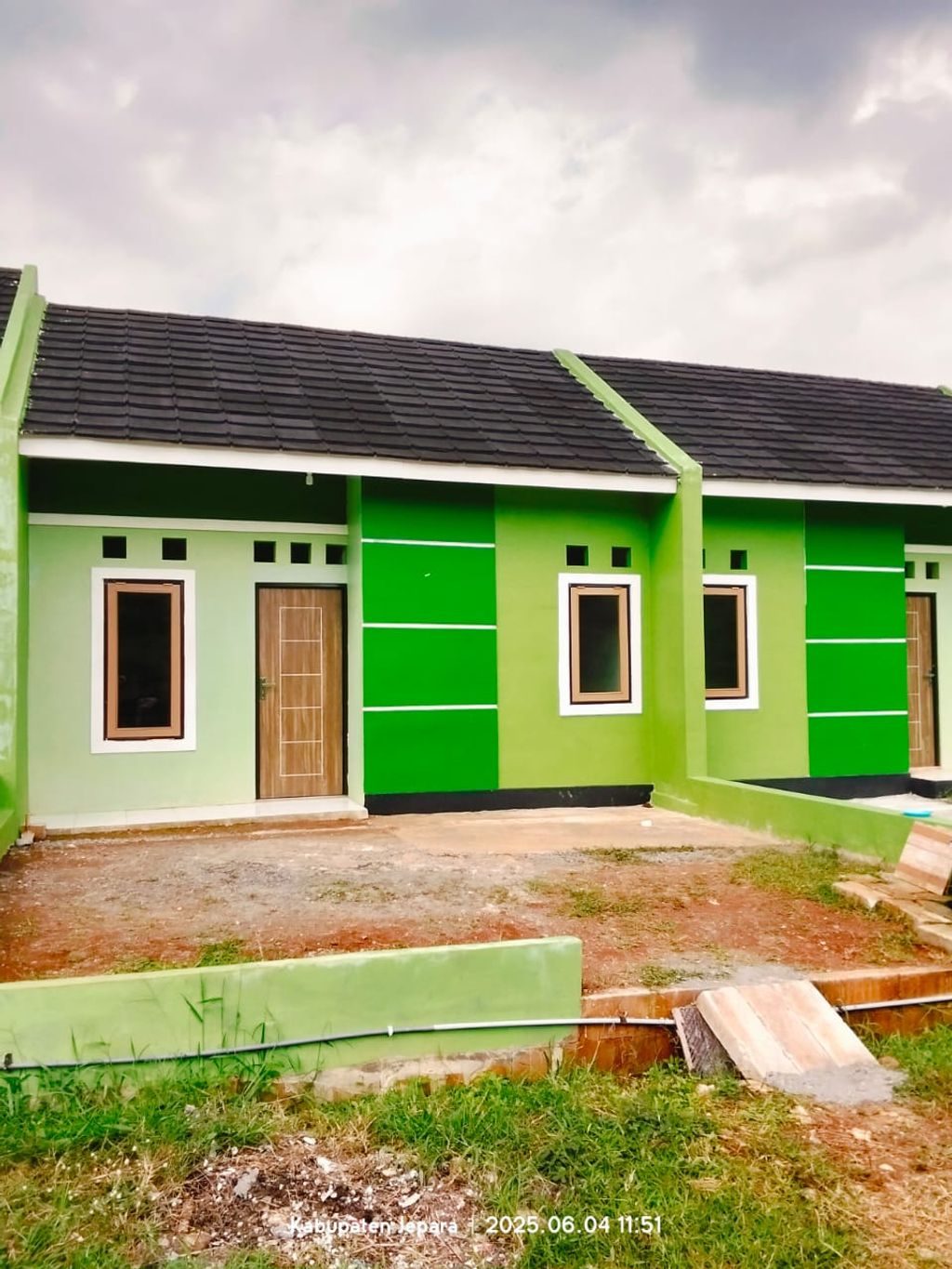 foto tampak rumah tipe 30/66 perumahan Griya Ayu Residence Geneng