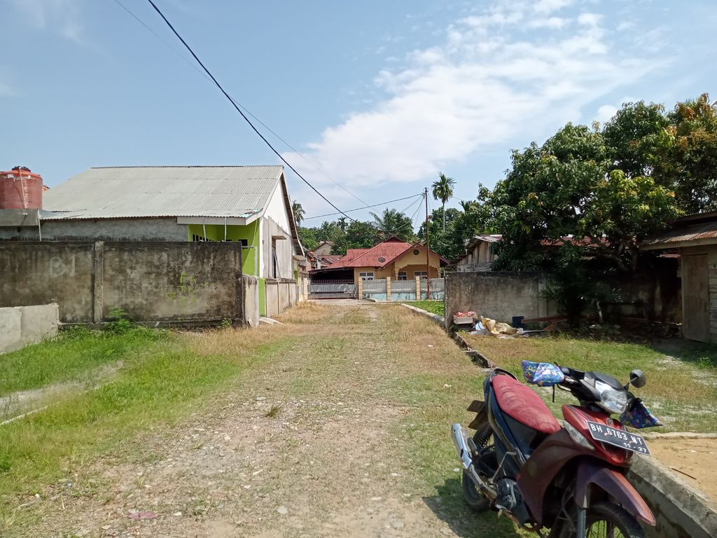foto gerbang perumahan SERUMPUN REGENCY