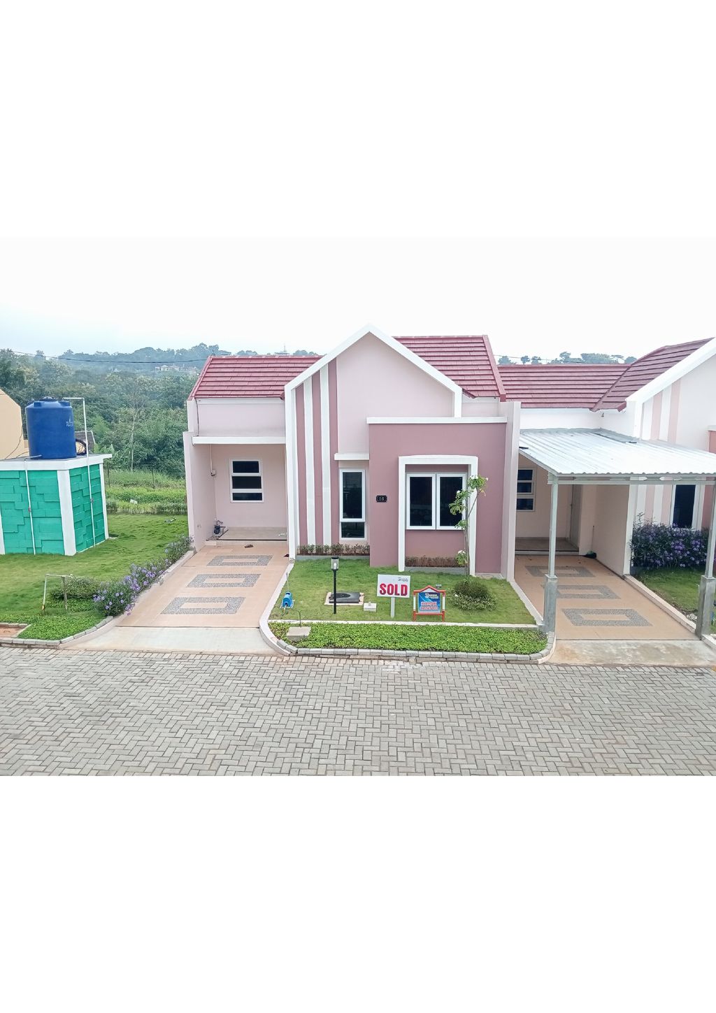 foto tampak rumah tipe I-5 perumahan PANORAMA BANJARAN