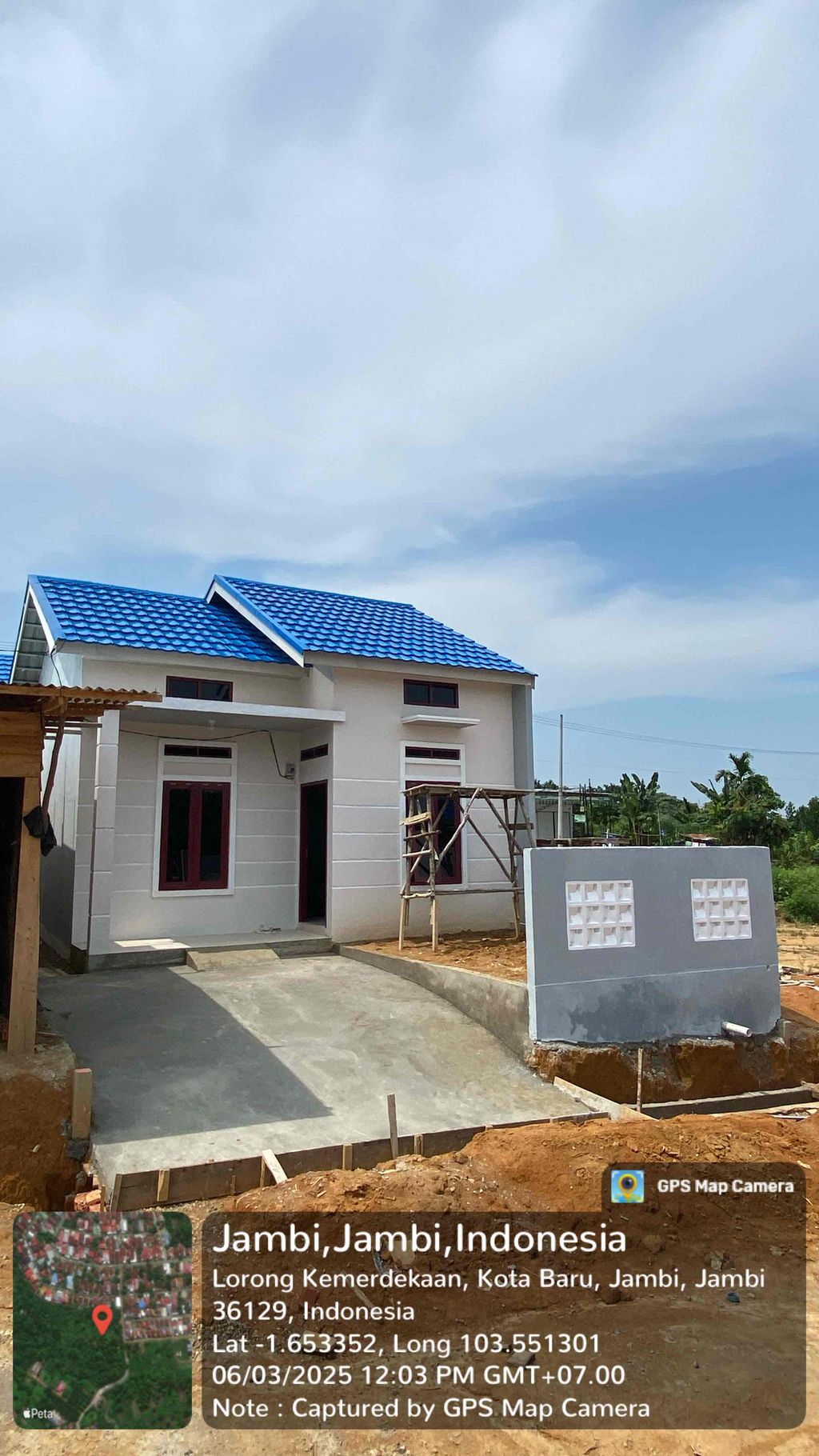 foto tampak rumah tipe 36/98 perumahan PERMATA JAMBI 2