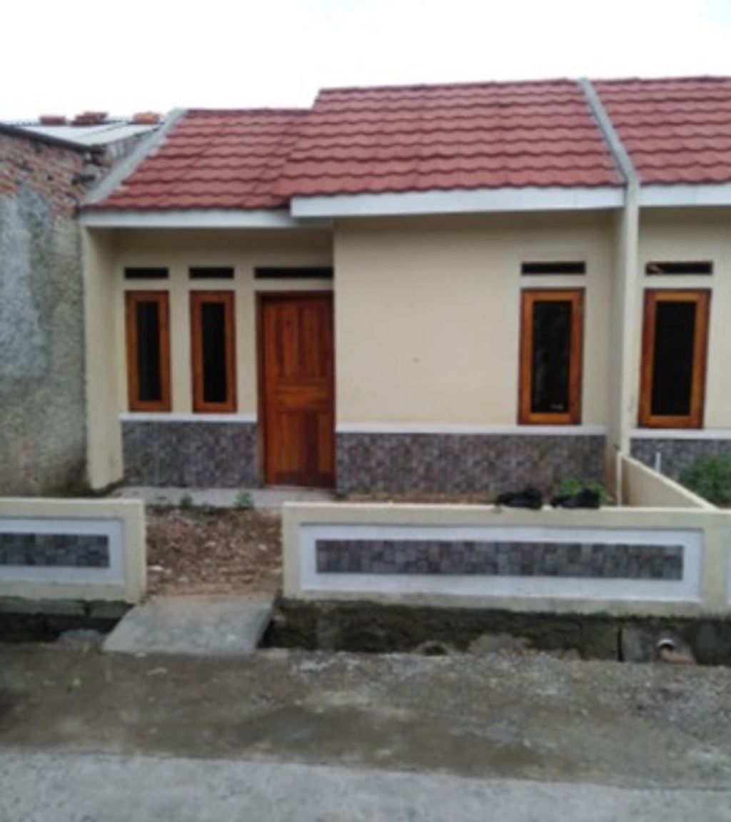 foto tampak rumah tipe 36/175 perumahan JALA GRAHA PRIMA 1