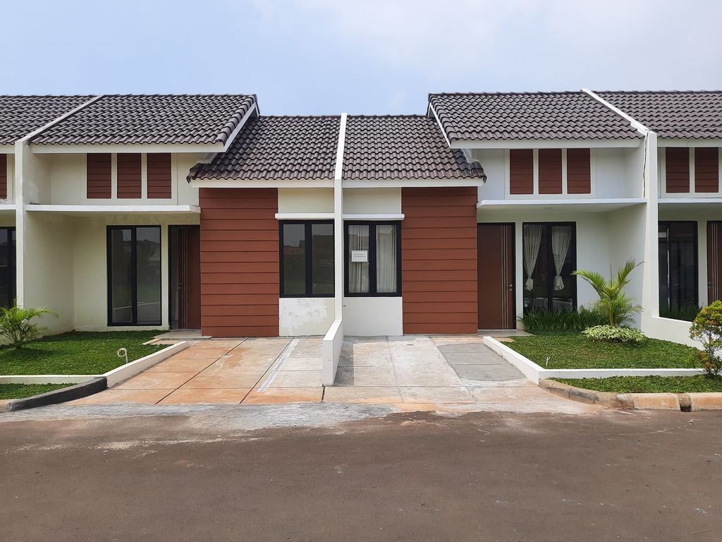 foto tampak rumah tipe Aster perumahan PURI SEMANAN RESIDENCE