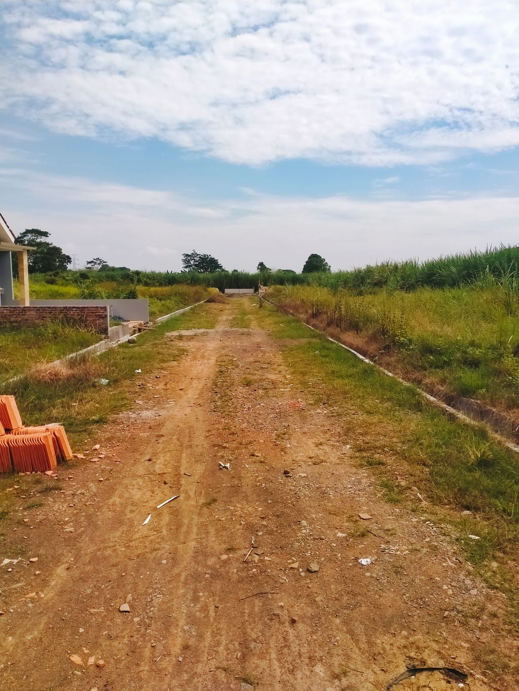 foto posisi tengah perumahan GRIYA ZAFIRA 2 BOJONG