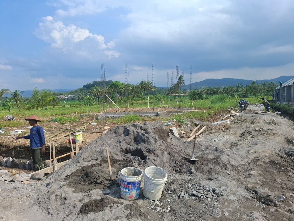 foto posisi tengah perumahan Nawasena Cluster