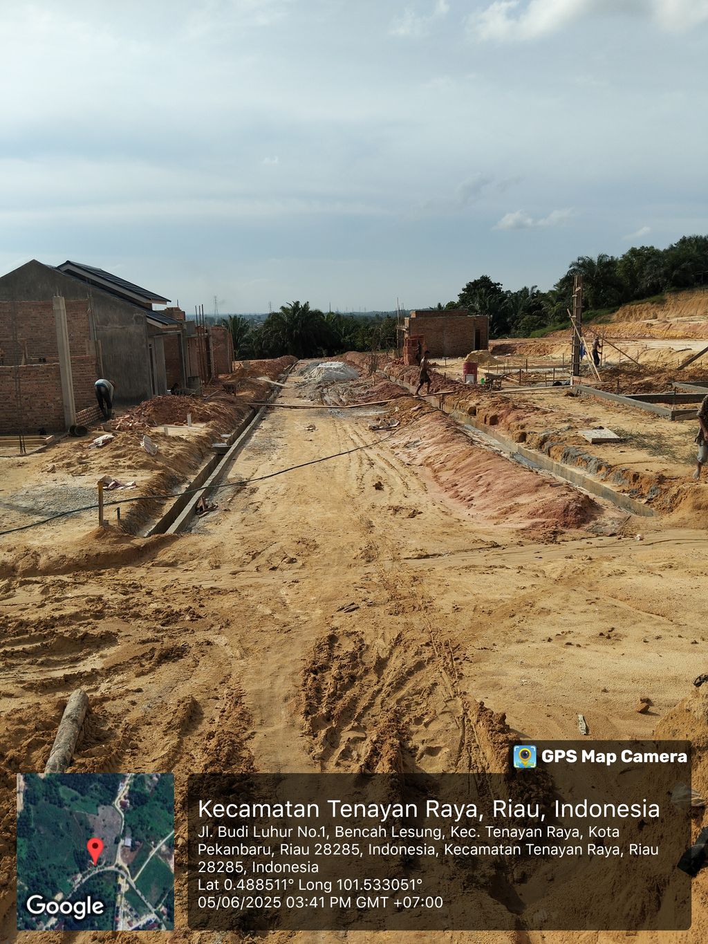 foto posisi tengah perumahan Lestari Budi Luhur