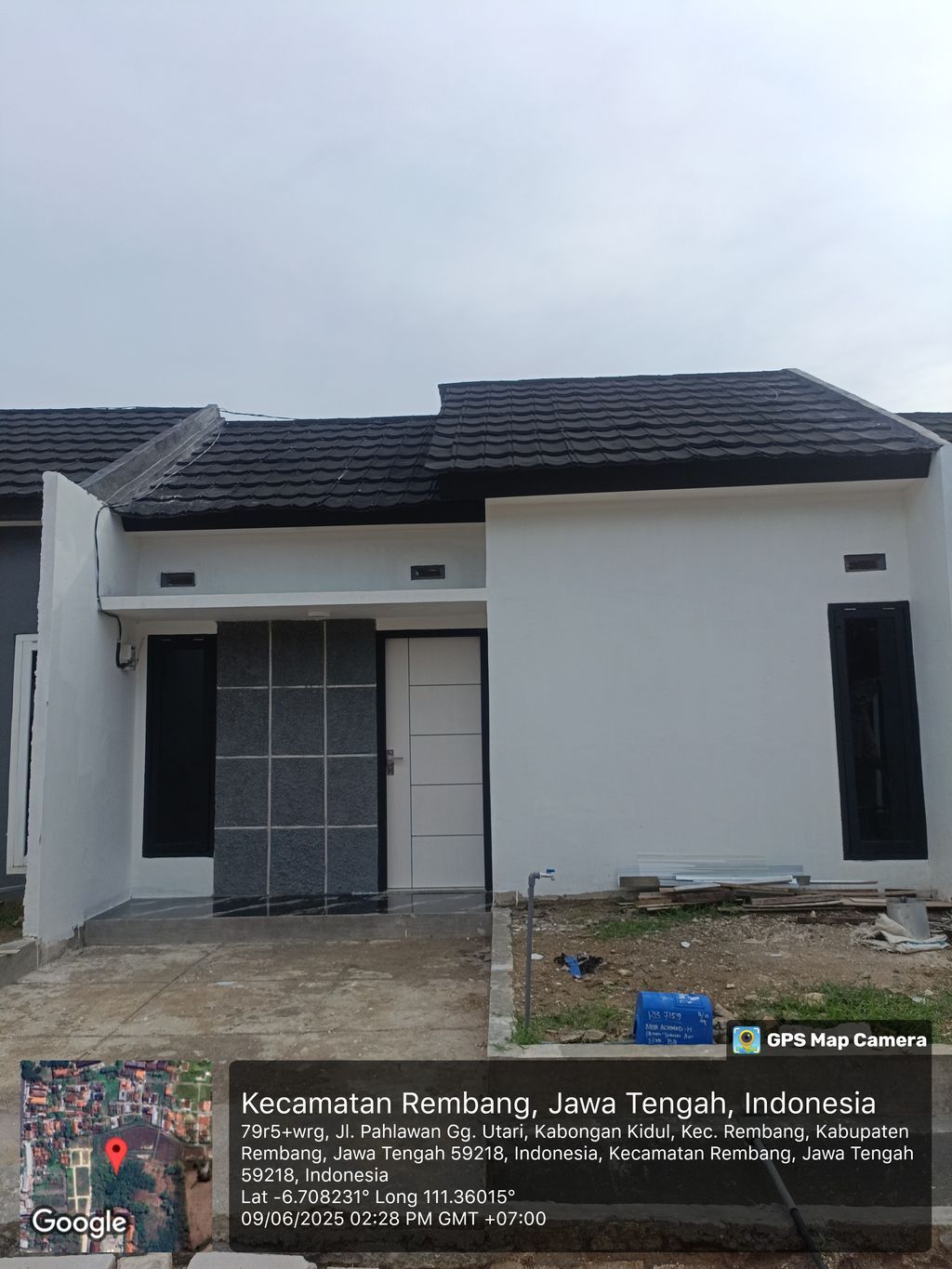 foto contoh rumah perumahan PERUMAHAN TENTREM ASRI II