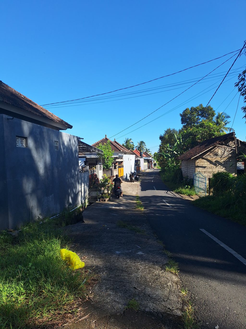 foto gerbang perumahan LEGAWA MESARI TAMBLANG